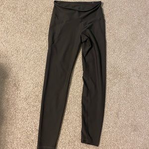 Old Navy Active Dry Fit Leggings.